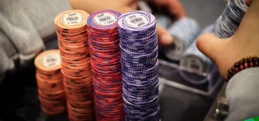 Poker ABC: l’importanza della strategia di gioco in relazione allo stack in possesso