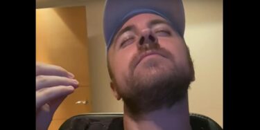 Perché Patrick Leonard dovrebbe valutare l’idea di smettere con le sessioni in diretta streaming