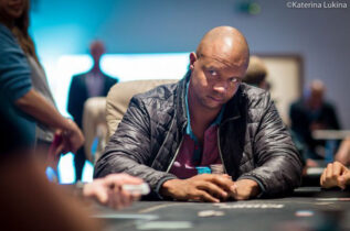 Hustler Cash Game, Ivey vs Yifrach: che scelta al river!