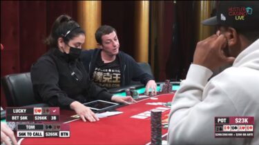 Cash game: Tom Dwan e una chiamata con 9 carta alta