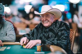 Il nice fold di Doyle Brunson al day 1A del Main Event WSOP