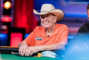 Doyle Brunson: stop agli autografi! Texas Dolly infuriato dopo averli visti in vendita su eBay