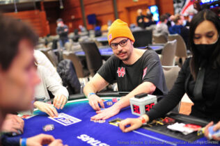 EPT Praga: cinque italiani avanzano al 10.300€ High Roller, Musta comanda la truppa