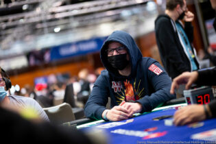 EPT Praga – Sei italiani al day 3 del Main Event Eureka, Kanit sfortunato al single day High Roller