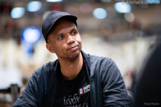 WSOP 2022: Elky e Ivey se le danno al Seven Stud! Negreanu al top nel PLO High Roller