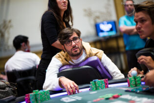 WSOP 2022: Sammartino ci prova nel PLO High Roller, Taviani resiste nel freezeout.