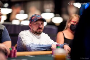 WSOP 2022: Maurizio Melara prosegue l’avventura nell’HORSE, Hellmuth niente bracciale