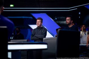 EPT Barcellona: Giuliano Bendinelli assalta il tavolo finale, la picca è vicina a sei left