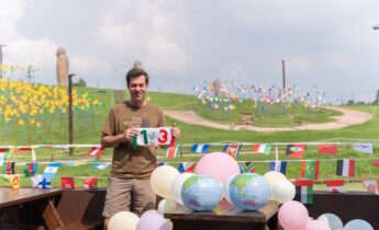 193 bandierine: Flavio Ferrari Zumbini racconta il suo giro del mondo su Italia1