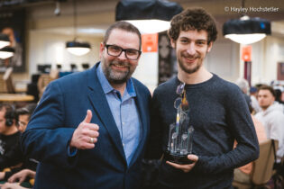 Il punto debole a poker del POY WSOP 2022 Dan Zack e la regola che cambierebbe per migliorare il gioco