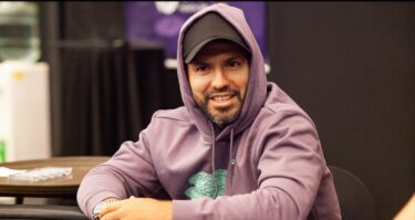 Sergio Aguero esordisce al tavolo verde e trova subito un podio