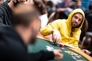 Check dietro inspiegabile o no? Uno spot che fa discutere al 25k High Roller WSOP