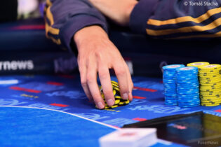 All-in preflop a tre con la stessa mano al Main Event WSOPE, ma alla fine vince Desset!