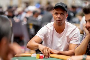 Poker Live: Jason Koon da record con l’undicesimo trofeo Triton e Ivey chiude quarto