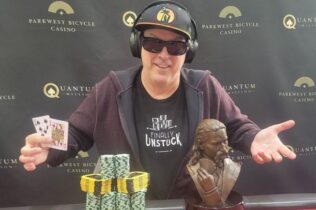 Teranie bluffa al river, Phil Laak torna a vincere un torneo dopo 14 anni