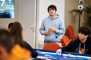 Due tavoli finali WCOOP in tre giorni per Enrico Camosci che ha anche deep-runnato l’High Roller MILLION$