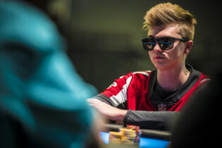 La storia di Tyler Warken: da blogger a poker player internazionale