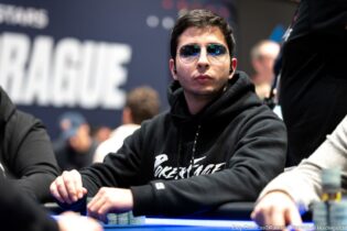 Poker Live: Colavita e Sposato vanno di fretta a Cipro, sei azzurri avanzano nel main event