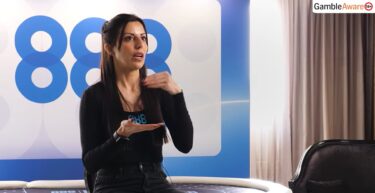 Cinque consigli per deep-runnare i tornei di poker con Lucia Navarro pro 888poker