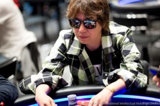 High Roller 50k: il giapponese Jinno termina il time bank senza saperlo e folda set di 6 da buono