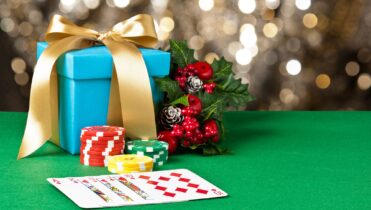 Cosa regalare agli amici pokeristi per Natale: 5 idee preziose