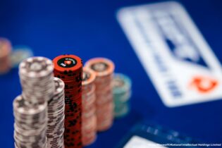 EPT Parigi: Gualano e Guerrini subito a premio nell’Open, quanti big nel Mystery High Roller