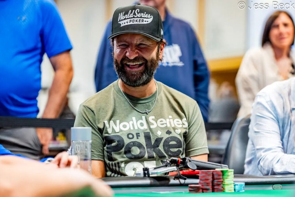 MTT domenicali: tutto ancora aperto nei tornei Mystery Royal delle room iPoker