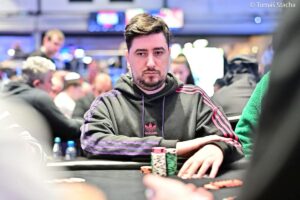Poker Live: quattro azzurri al tavolo finale del Main WSOPC a Malta, 53 italiani avanzano al King’s