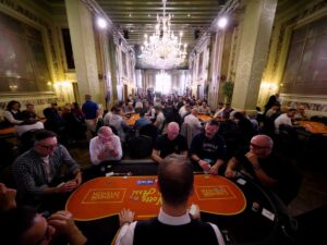 Notte degli Assi: altri 367 paganti per il day 1C a Venezia e in 35 vanno a premio al day 2